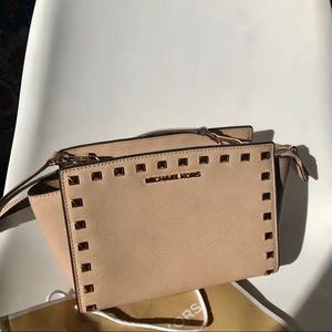 Michael Kors purse